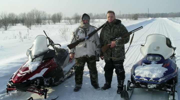 легкий снегоход для охоты