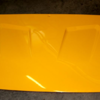 Капот пластиковый (желтый)