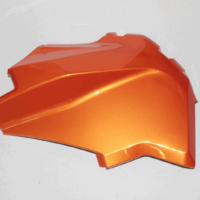 Облицовка воздушного фильтра, левая (оранжевый)
