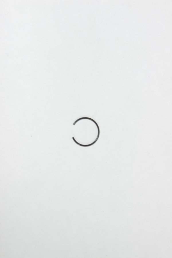 Стопорное кольцо поршневого пальца