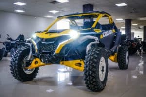 Мощный БАГГИ с л.с.: обзор и тюнинг Can-Am MAVERICK R X RS With Smart-Shox — Video | VK