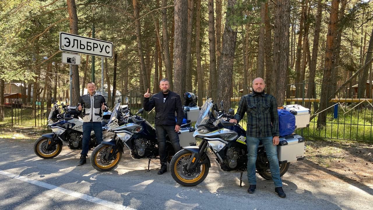 Видео-отчет о путешествии по России длиной 4 000 км в на мотоциклах CFMOTO!